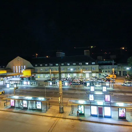 Station 3rd Floor דירה *